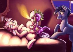 ARTIST Huebris page 2